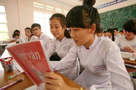 Số m&ocirc;n học của học sinh lớp 11 v&agrave; lớp 12 dự kiến sẽ được giảm một nửa so với trước.