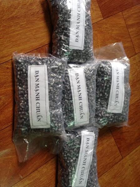 Đạn ch&igrave; rao b&aacute;n c&ocirc;ng khai tr&ecirc;n mạng.