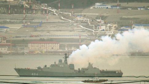 Chiến hạm Gepard 3.9 số hiệu 486 đang thử nghiệm tr&ecirc;n biển ở Novorossiysk ng&agrave;y 15.12.2016