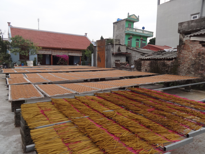 Hương Cao Th&ocirc;n c&oacute; m&ugrave;i thơm đặc trưng, nhẹ m&agrave; thanh, kh&ocirc;ng sực m&ugrave;i nhưng lại phảng phất rất l&acirc;u.