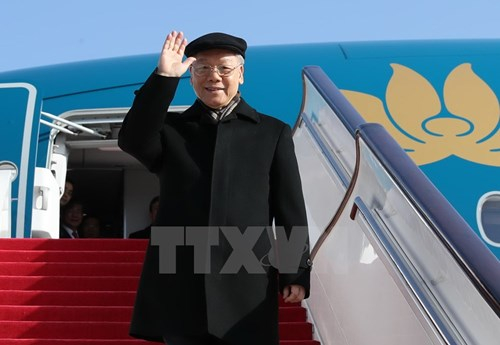 Tổng B&iacute; thư Nguyễn Ph&uacute; Trọng đến S&acirc;n bay Quốc tế Bắc Kinh. (Ảnh: Tr&iacute; Dũng/TTXVN).