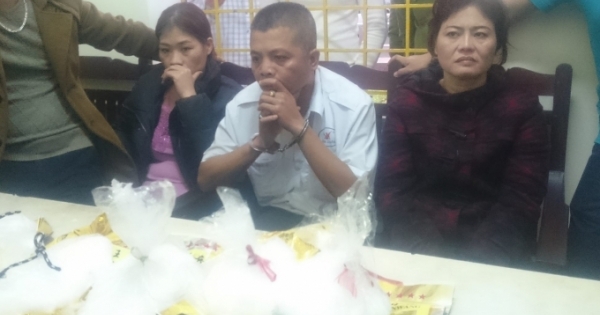 Thuê taxi để vận chuyển gần 5kg ma túy đá