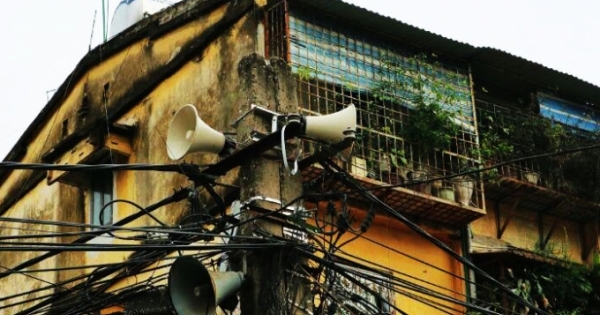 Người dân từng mang loa phường đến nhà trưởng cụm dân cư phát thử