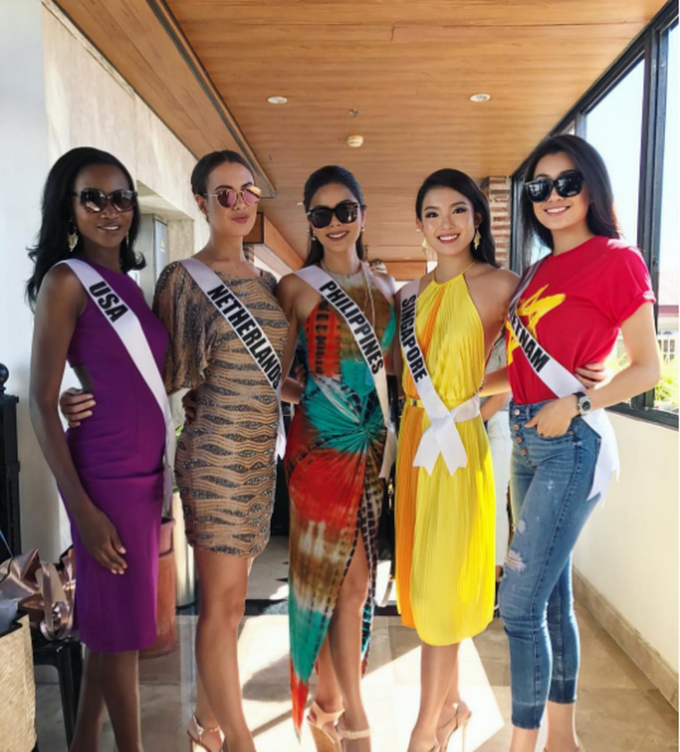 Lệ Hằng c&ugrave;ng c&aacute;c nhan sắc của c&aacute;c quốc gia tham dự Miss Universe 2016.