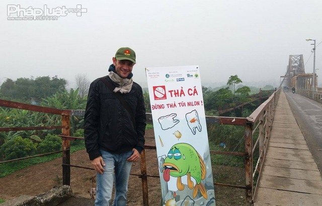 Du kh&aacute;ch nước th&iacute;ch th&uacute; với hoạt động &yacute; nghĩa của nh&oacute;m bạn trẻ.&nbsp;