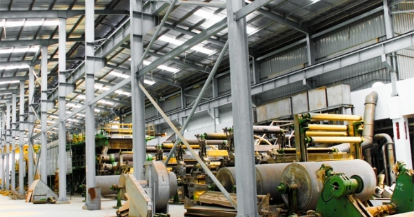 Thanh Hóa: Phát hiện xác nữ công nhân trong máy nghiền bột giấy