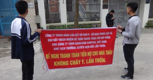 Bị nhà thầu chậm thanh toán, người lao động mỏi mòn chờ tiền về ăn Tết