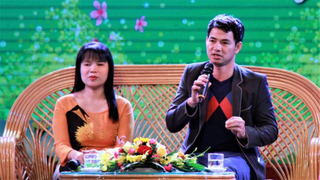 Nghệ sỹ Xu&acirc;n Bắc chia sẻ tại buổi giao lưu với c&aacute;c gương mặt trẻ Thủ đ&ocirc; ti&ecirc;u biểu năm 2016 s&aacute;ng 20/11. Ảnh: L&ecirc; Văn.