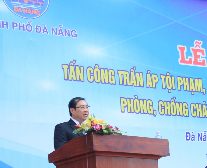 Chủ tịch Huỳnh Đức Thơ ph&aacute;t biểu tại buổi lễ ra qu&acirc;n. (Ảnh: V&acirc;n Trương)