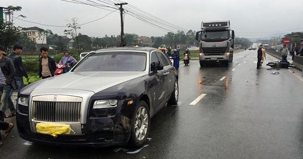 Siêu xe Roll Royce gây tai nạn liên hoàn khiến một người chết