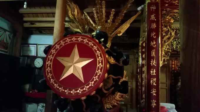 Ph&aacute;o Nhất, Nh&igrave; khi rước cần tới h&agrave;ng trăm trai tr&aacute;ng hội tụ phẩm chất tốt đẹp tham gia rước tại Lễ hội