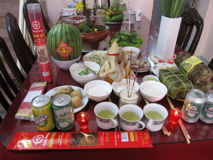 M&acirc;m lễ c&uacute;ng Tất ni&ecirc;n. Ảnh minh họa/Nguồn: B&aacute;o Giao th&ocirc;ng.