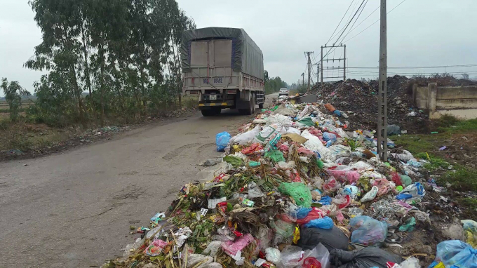 Bắc Ninh: B&atilde;i r&aacute;c &ldquo;khổng lồ&rdquo; gần trạm biến thế sẽ được x&oacute;a bỏ ho&agrave;n to&agrave;n?