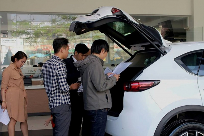 Từ ng&agrave;y 1/1/2018, doanh nghiệp chỉ được ph&eacute;p nhập khẩu &ocirc; t&ocirc; sau khi được cấp Giấy ph&eacute;p kinh doanh nhập khẩu &ocirc; t&ocirc; theo quy định tại Nghị định 116.