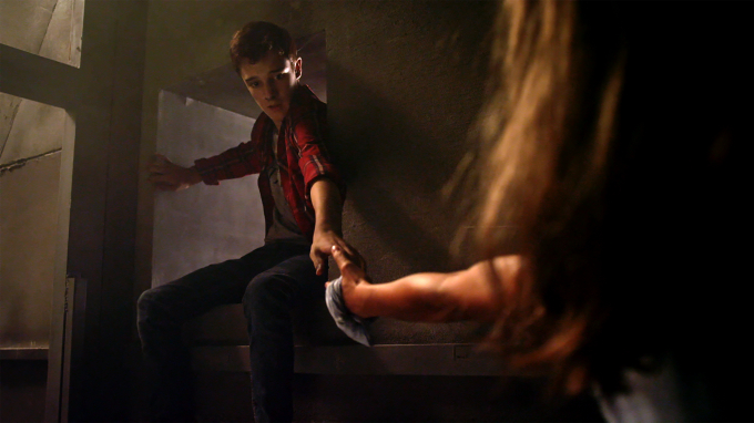 Hỏa Th&aacute;p: Phim h&agrave;nh động kịch t&iacute;nh nhất định phải xem ng&agrave;y đầu năm mới