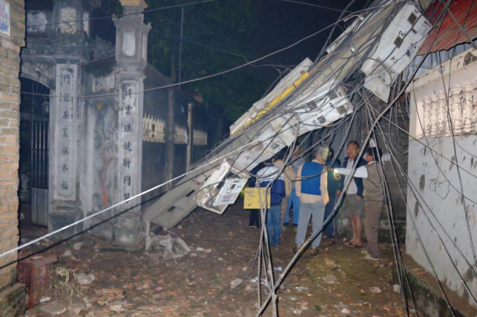 Hiện trường vụ nổ khiến 2 người chết v&agrave; 7 người bị thương.