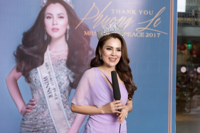 Hoa hậu Phương L&ecirc;: T&ocirc;i kh&ocirc;ng gi&agrave;nh vương miện để l&agrave;m trang sức