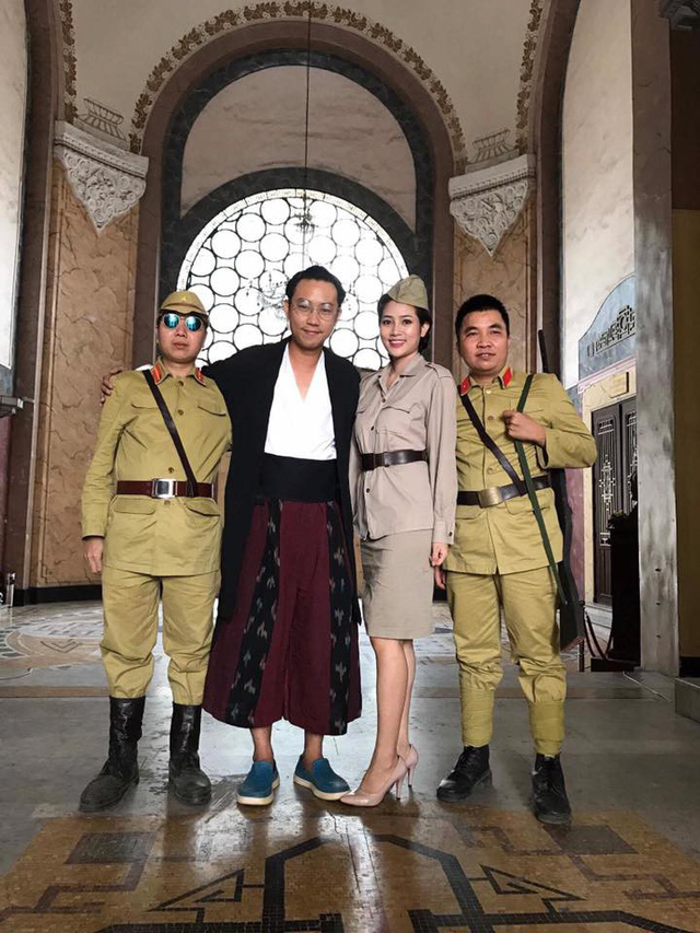 Kiều nữ &ldquo;Đại gia ch&acirc;n đất&rdquo; m&eacute;o mặt đ&oacute;ng cảnh m&aacute;t mẻ trong h&agrave;i Tết