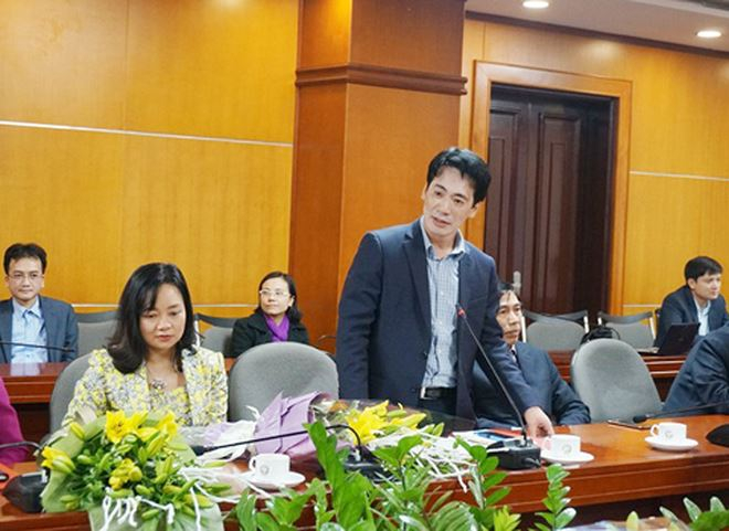 T&acirc;n Vụ trưởng Vụ Thị trường ch&acirc;u &Acirc;u - ch&acirc;u Mỹ Tạ Ho&agrave;ng Linh ph&aacute;t biểu cảm tưởng tại Lễ c&ocirc;ng bố, trao quyết định bổ nhiệm.