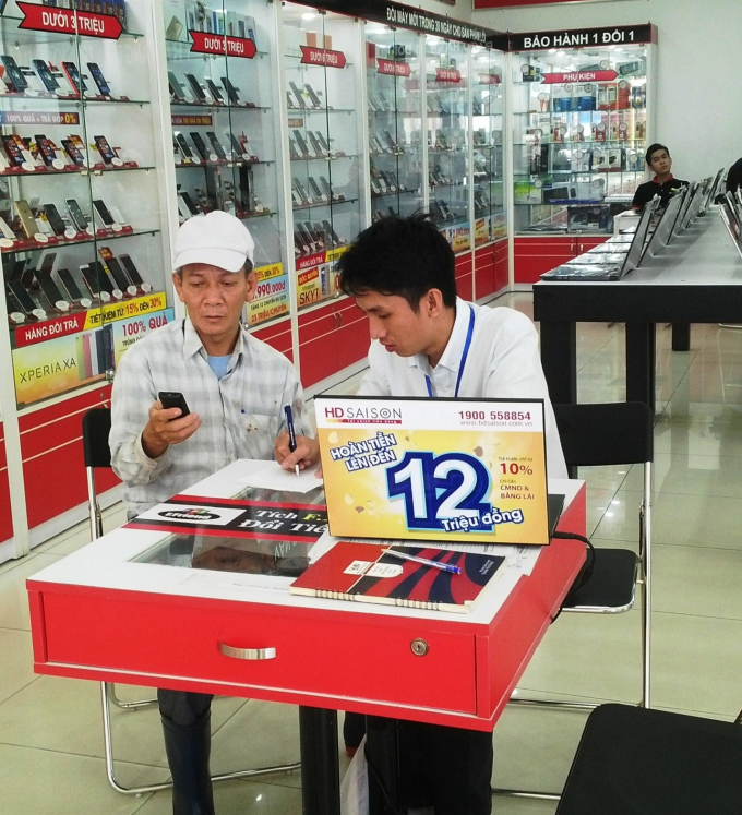 Lộ diện kh&aacute;ch h&agrave;ng thứ 7 tr&uacute;ng v&agrave;ng từ HD SAISON