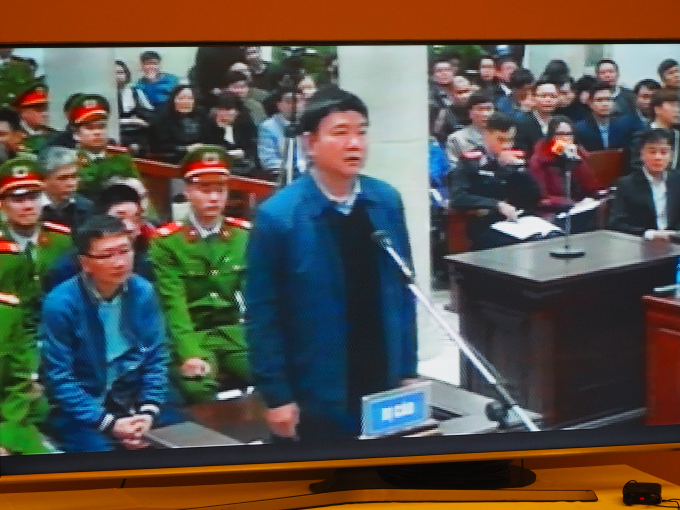 &Ocirc;ng Đinh La Thăng thừa nhận vi phạm quy tr&igrave;nh do n&oacute;ng vội.