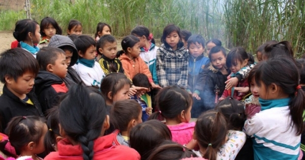 Hình ảnh đồng bào vùng cao Hà Giang đang chống chọi với cái rét "cắt da cắt thịt"