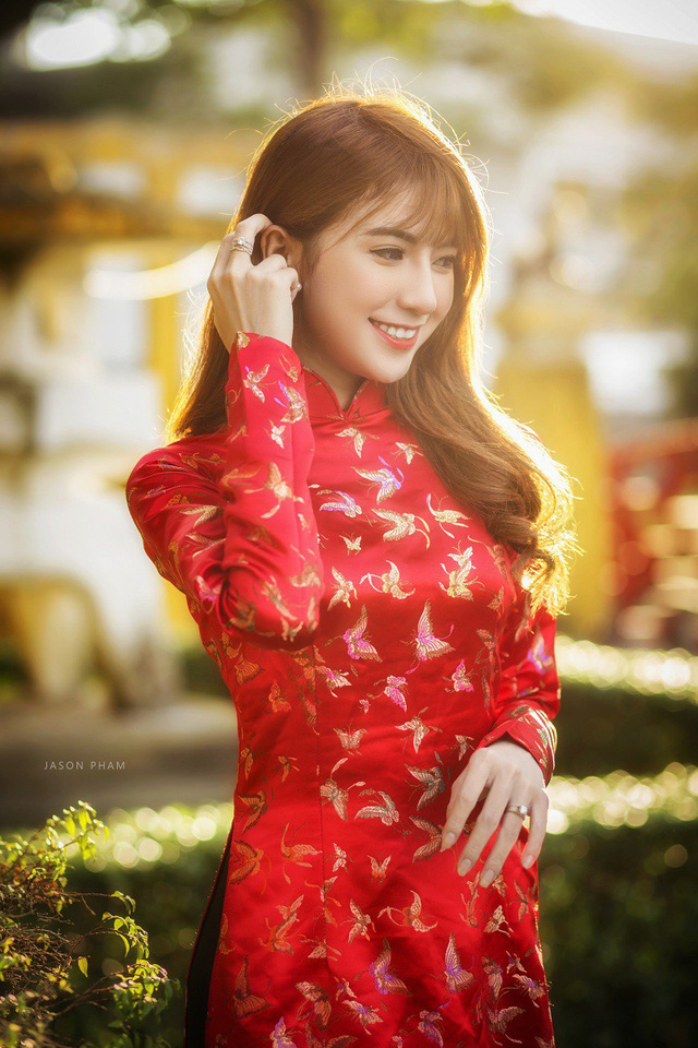 Phan Huyền Hậu Giang sinh năm 1999, hiện đang theo học tại một trường ngoại ngữ ở TPHCM.