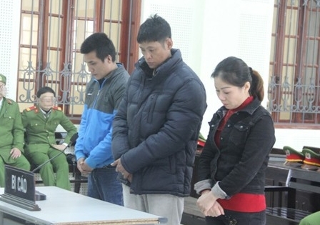 24 năm tù cho người đàn bà buôn ma túy tại khách sạn