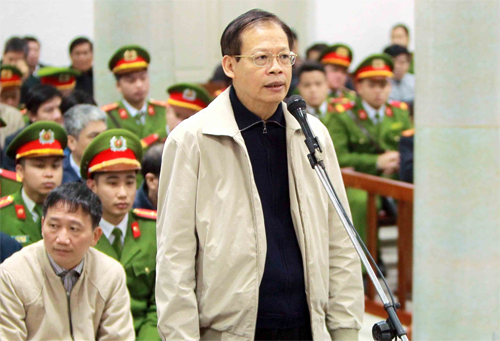 Bị c&aacute;o Ph&ugrave;ng Đ&igrave;nh Thực - nguy&ecirc;n TGĐ PVN - Ảnh: TTXVN