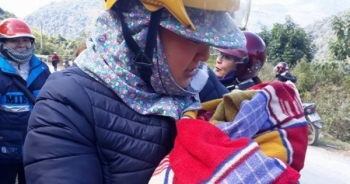 Nghệ An: Hi hữu ba cô giáo giúp sản phụ vượt cạn ngay giữa đường