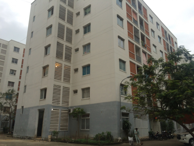 Khu vực nh&agrave; C - chung cư C2 được người d&acirc;n phản &aacute;nh vụ việc.