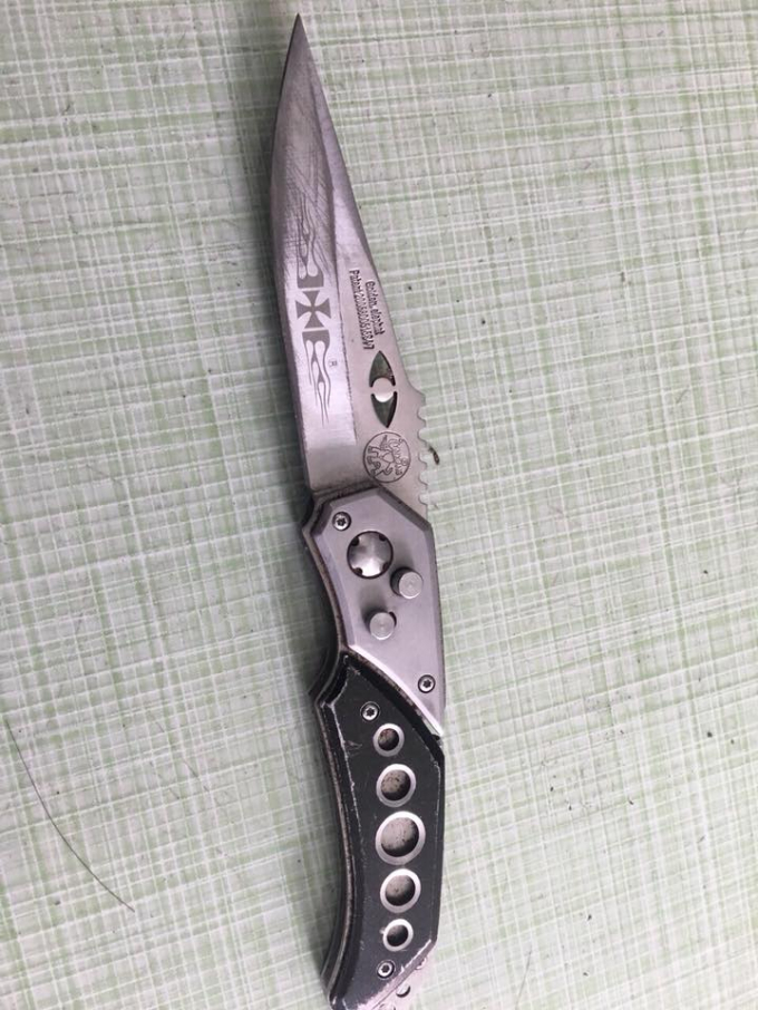 Con dao đối tượng mang đi g&acirc;y &aacute;n.