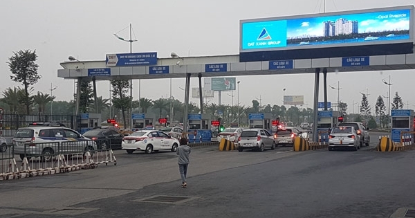 Cảng Hàng không VN xin dừng thu phí ô tô vào sân bay