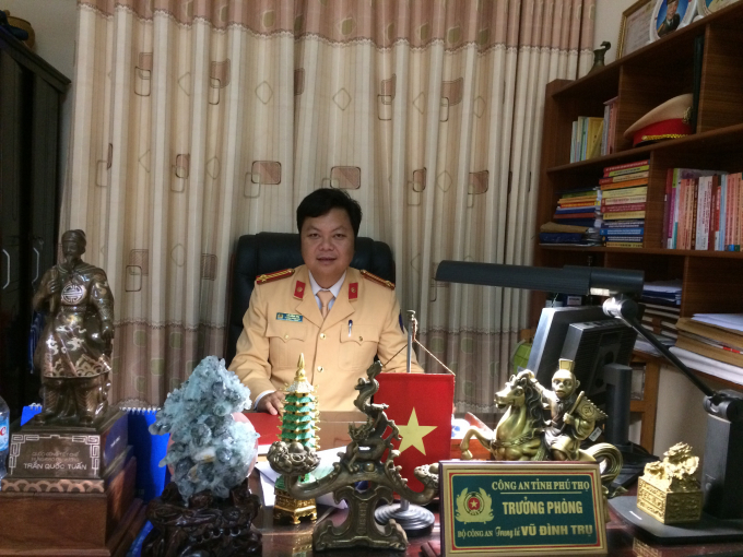 Trung t&aacute; Vũ Đ&igrave;nh Trụ - Trường ph&ograve;ng cảnh s&aacute;t giao th&ocirc;ng đường bộ, đường sắt C&ocirc;ng an tỉnh Ph&uacute; Thọ.