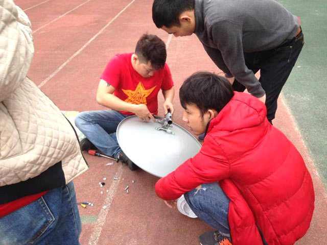 &Acirc;m thanh, t&iacute;n hiệu được chuẩn bị kỹ c&agrave;ng trước giờ b&oacute;ng lăn.