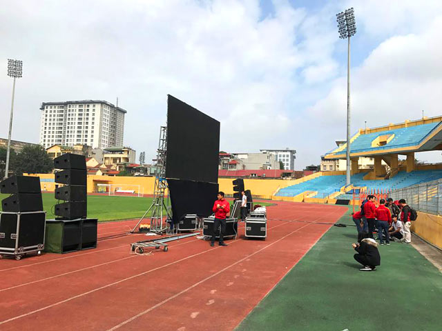 Dự đo&aacute;n chiều nay lượng CĐV đến cổ vũ sẽ rất đ&ocirc;ng tạo n&ecirc;n kh&ocirc;ng kh&iacute; rất s&ocirc;i động.