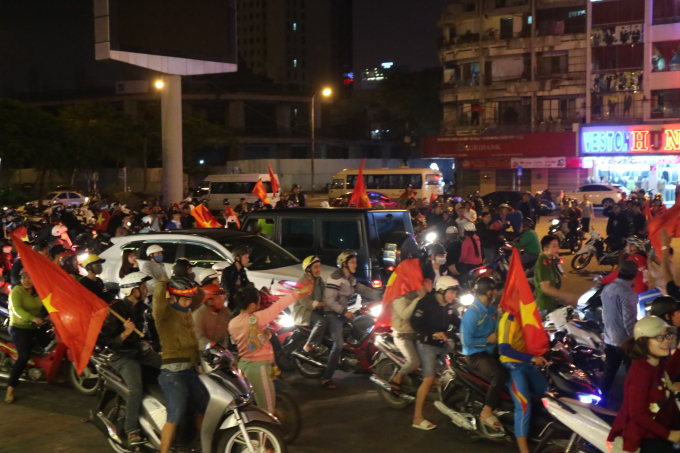 Người d&acirc;n tin tưởng U23 Việt Nam sẽ tạo kỳ t&iacute;ch trong trận đấu cuối c&ugrave;ng tại giải.