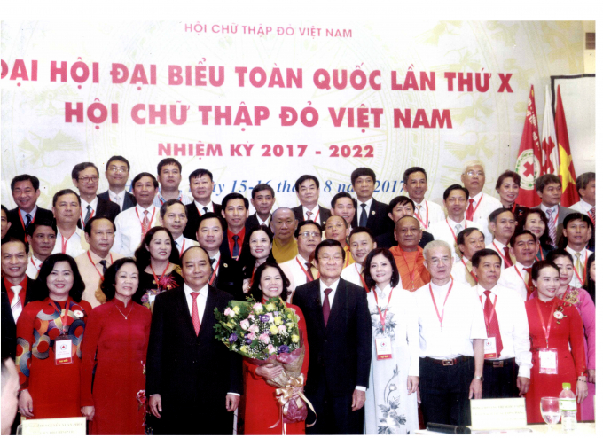 Thượng tọa Th&iacute;ch Truyền Tứ c&ograve;n l&agrave; th&agrave;nh vi&ecirc;n t&iacute;ch cực của Hội chữ thập đỏ Việt Nam.