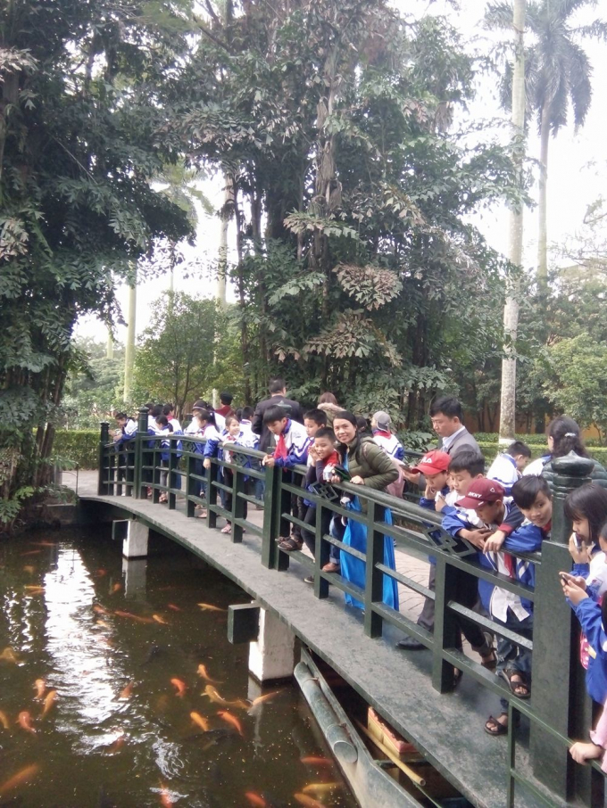 Nghệ An (Nam Đ&agrave;n): Học sinh Trường THCS Kim Li&ecirc;n tham quan học tập trải nghiệm tại Lăng B&aacute;c v&agrave; Bảo t&agrave;ng Hồ Ch&iacute; Minh