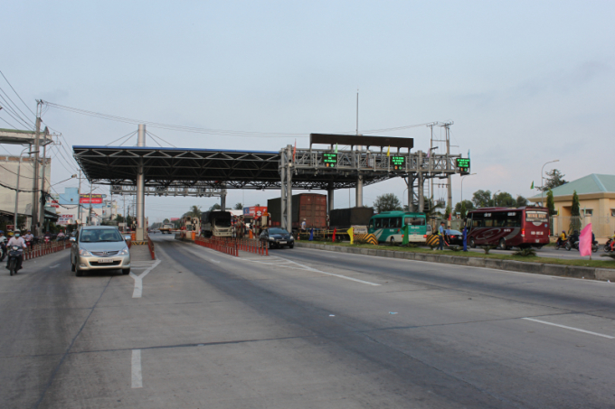 Trạm thu ph&iacute; BOT Cần Thơ - Phụng Hiệp. (Ảnh L&ecirc; An)