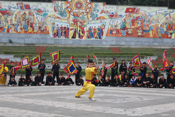 Tưng bừng hội diễn v&otilde; thuật cổ truyền thị x&atilde; Ph&uacute; Thọ lần thứ II