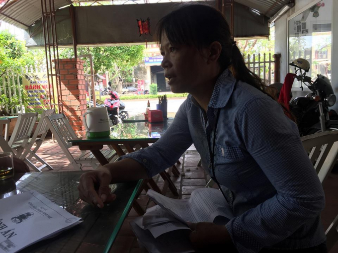 Nhiều năm nay b&agrave; Ho&agrave;ng Thị Phi đ&atilde; đi k&ecirc;u cứu khắp nơi.