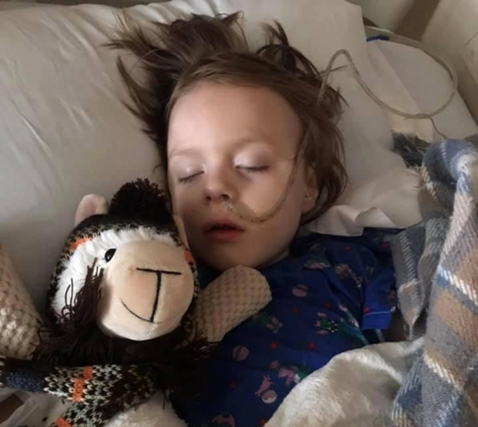 &nbsp;Beck phải cắt bỏ một phần ruột gi&agrave; sau khi nuốt 13 nam ch&acirc;m v&agrave;o bụng. (Ảnh: The Sun)