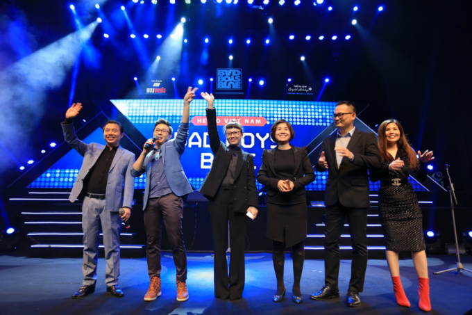 Bad Boys Blue thăng hoa, fan Việt