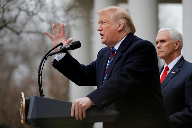 Tổng thống Trump ph&aacute;t biểu trong cuộc họp b&aacute;o v&agrave;o ng&agrave;y 4/1 tại Nh&agrave; Trắng. (Ảnh: Reuters)