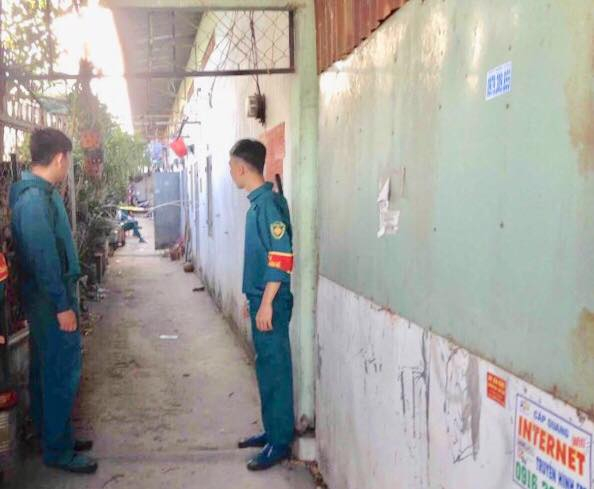 D&atilde;y nh&agrave; trọ nơi ph&aacute;t hiện sự việc (Ảnh: H&agrave; Bắc)