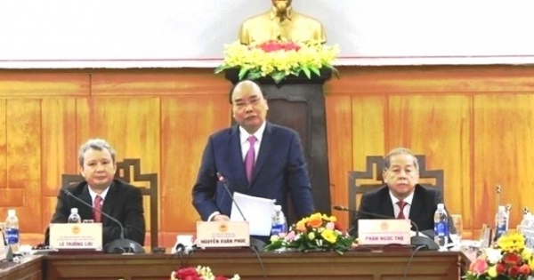 Lãnh đạo tỉnh không sử dụng xe công làm việc riêng dịp Tết