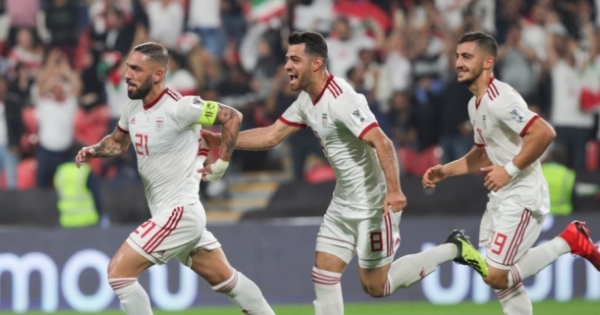 Dàn sao World Cup phô diễn sức mạnh, tuyển Iran vùi dập đội bóng yếu nhất Asian Cup