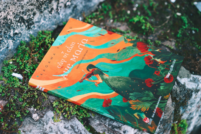 C&acirc;y vĩ cầm Ave Maria&nbsp;mở đầu bằng cuộc gặp gỡ t&igrave;nh cờ giữa c&ocirc; b&eacute; 14 tuổi Murakami Asuka sống ở v&ugrave;ng ngoại &ocirc; Shikoku, Nhật Bản.