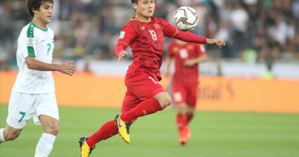 Thua ngược Iraq, HLV Park Hang-seo không hài lòng với học trò